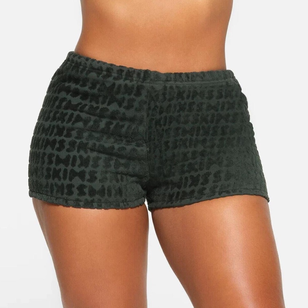 SKIMS Terry Spa Logo Shorts